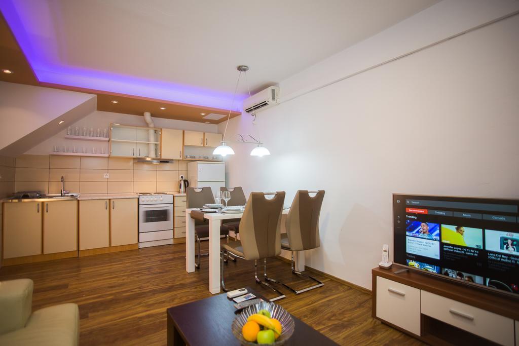 Apartment Castello *